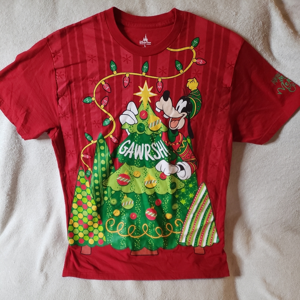 Disney Red Christmas Mickey Mouse Short Sleeve Tee